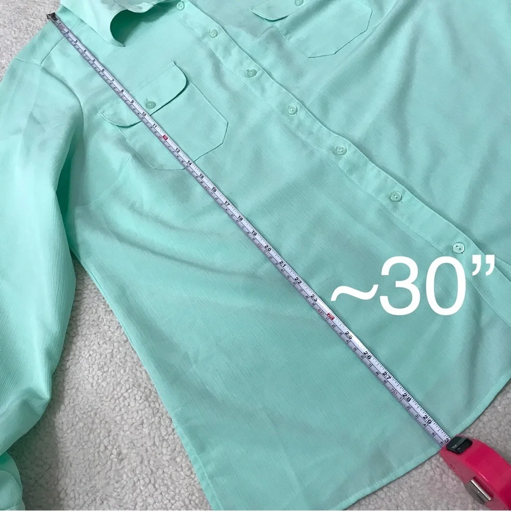 SOLD Mint Green Long Sleeve Top Button Down Blouse Pit to Pit 25" Size 2X 🚨 - Picture 6 of 13